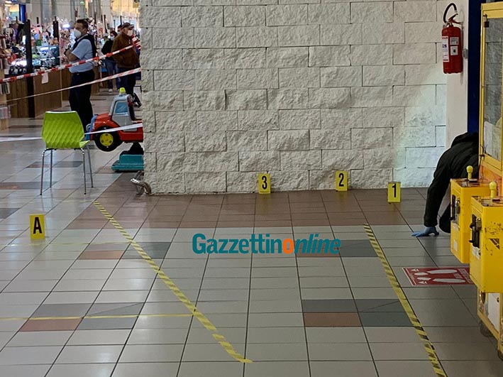 Sparatoria al Conforama di Riposto: arrestato 19enne giarrese
