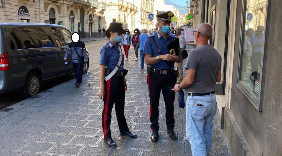 Covid-19, intensificati i controlli dei Carabinieri. Sanzionate diverse attività commerciali