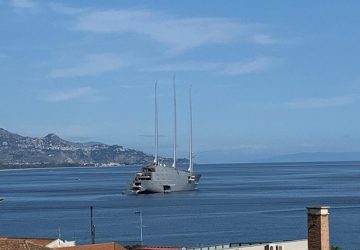 Torna a Riposto lo yacht a vela pi&ugrave; grande del mondo