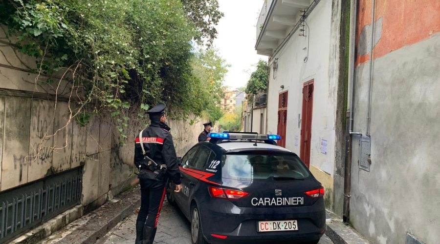 Giarre, l’Uomo Ragno cade nella “tela” dei carabinieri