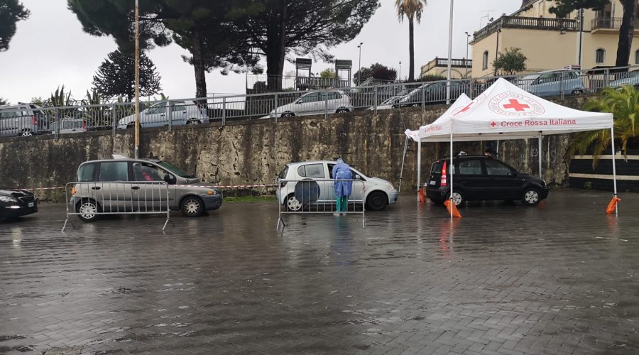Sant’Alfio, eseguiti i tamponi collettivi. Test anche agli ospiti di due Rsa