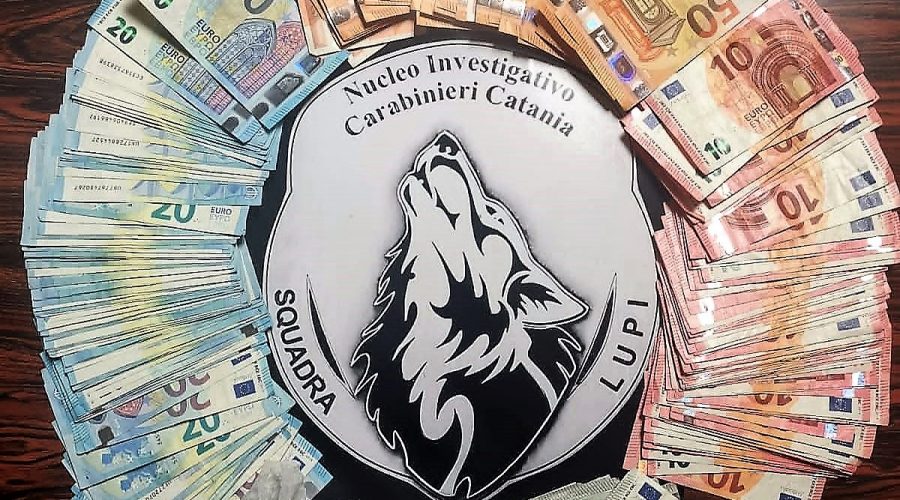 Catania, i Lupi fermano un pusher