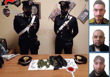 Spacciatori tentano la fuga sui tetti: bloccati con la busta di marijuana