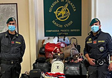 Catania: sequestrati alla &ldquo;fera o&rsquo;luni&rdquo; capi di abbigliamento ed accessori &ldquo;contraffatti&rdquo; e &ldquo;non sicuri&rdquo;