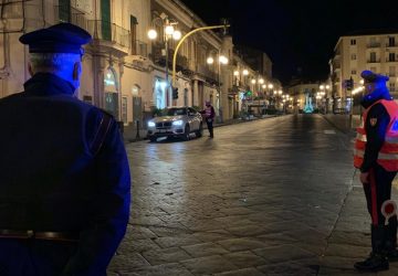 Controlli Covid dei Cc a Catania e provincia su strade e luoghi di movida
