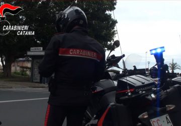 Aveva assunto fittiziamente un carcerato per fargli concedere i domiciliari: arrestato commerciante