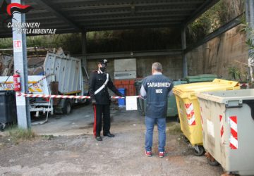 Carabinieri del Noe di Catania sequestrano un centro di raccolta rifiuti