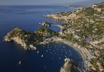 "No al campo di boe e al "taxi sea" nella baia di Mazzar&ograve; e nella baia dell'Isola bella"