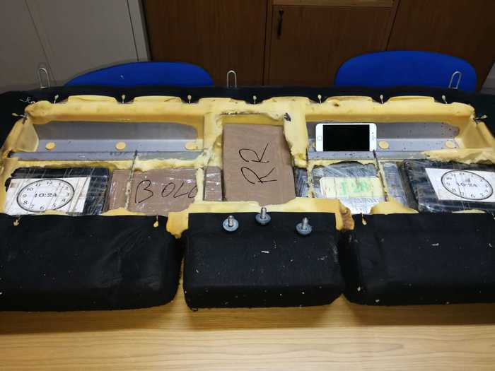 In viaggio con 5,5 kg di cocaina: arrestato catanese