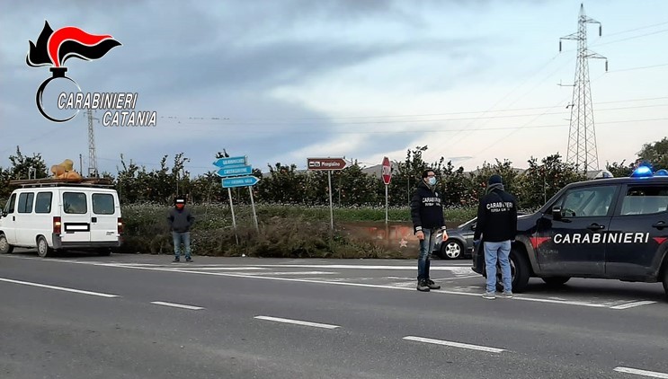 Lotta al caporalato e lavoro nero: sanzionate due cooperative agricole