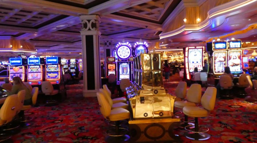 Tempi duri per i casinò italiani, chiusi almeno fino al 15 gennaio