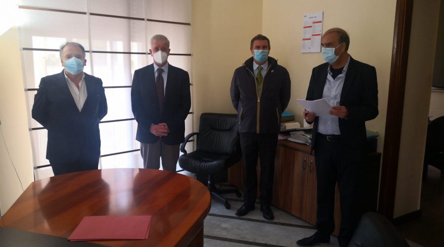 Crollo balcone Rovettazzo, Iacp: “Necessari due mesi solo per capire il tipo di intervento da eseguire”