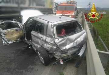 Incidente autonomo sulla Catania Gela, al km 25,5. Intervento dei Vvf
