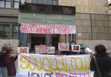 Riapertura delle scuole: studenti in piazza a Catania e in oltre 20 citt&agrave; italiane