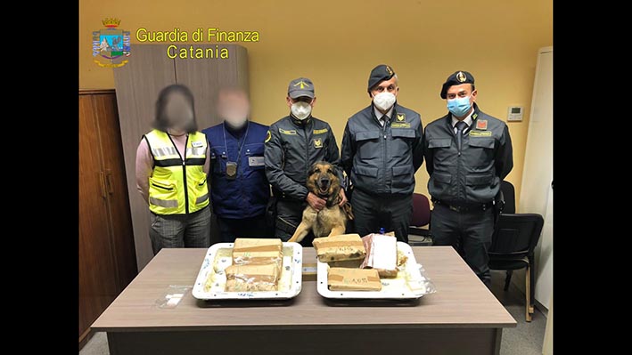 Sequestrano 7 kg di cocaina all’interno del porto di Catania