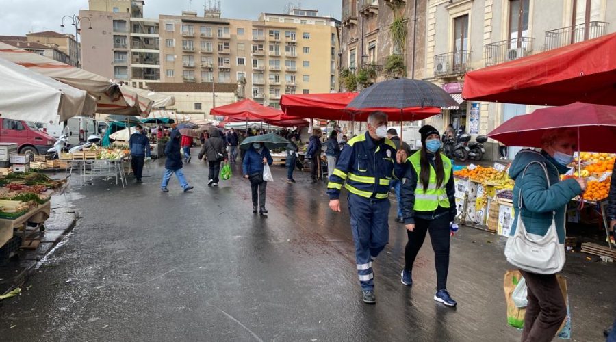 Catania, controlli nell’area della Fiera: pioggia di sanzioni