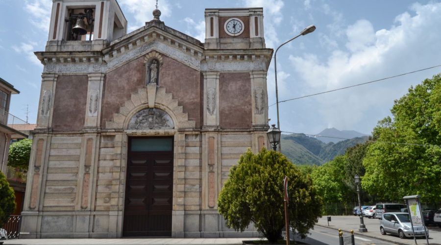 Zafferana, ignobile furto nella chiesa Madonna delle Grazie