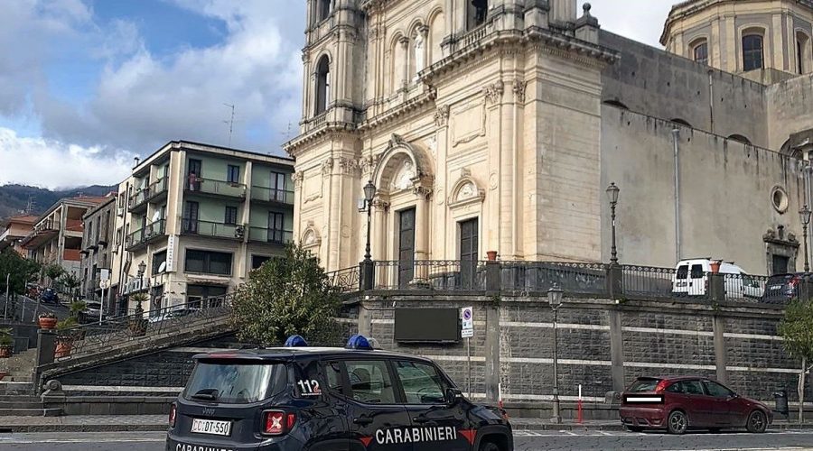 Zafferana, andava a spacciare in una comunità terapeutica: arrestato 27enne