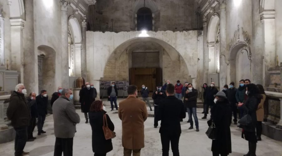 Giarre, lavori chiesa del Convento, la replica del parroco Nino Russo: “Giarre sta morendo. Fatevi un giro!”  VD