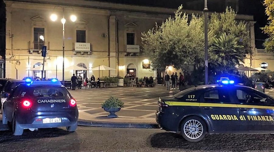 Paternò, servizi anticovid nel weekend: denunce e sanzioni