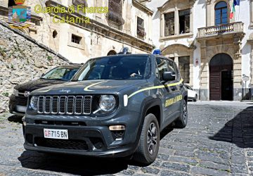 Caltagirone, denunciati dalle Fiamme gialle due imprenditori di preziosi per bancarotta fraudolenta