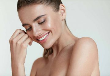 4 principi della cura della pelle del viso