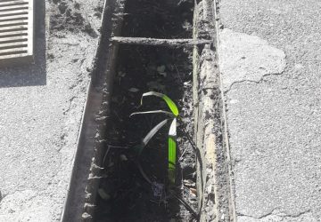 Giarre, al via nuovo ciclo pulizia caditoie. Mezzi e uomini della Igm in azione