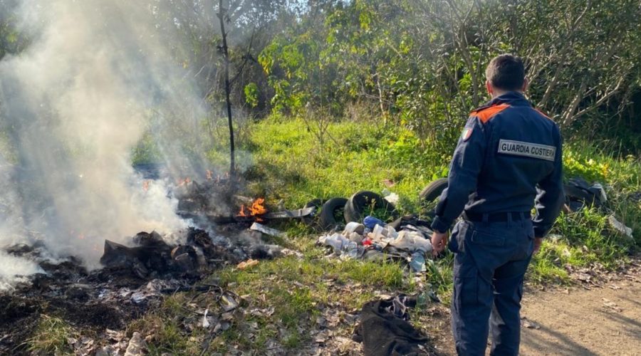 Mascali, Guardia costiera sequestra discarica in un’area esterna del depuratore VIDEO