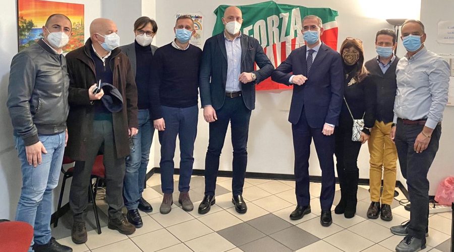 Acireale, dal M5S a Forza Italia: passaggio in Consiglio comunale di Spadaro