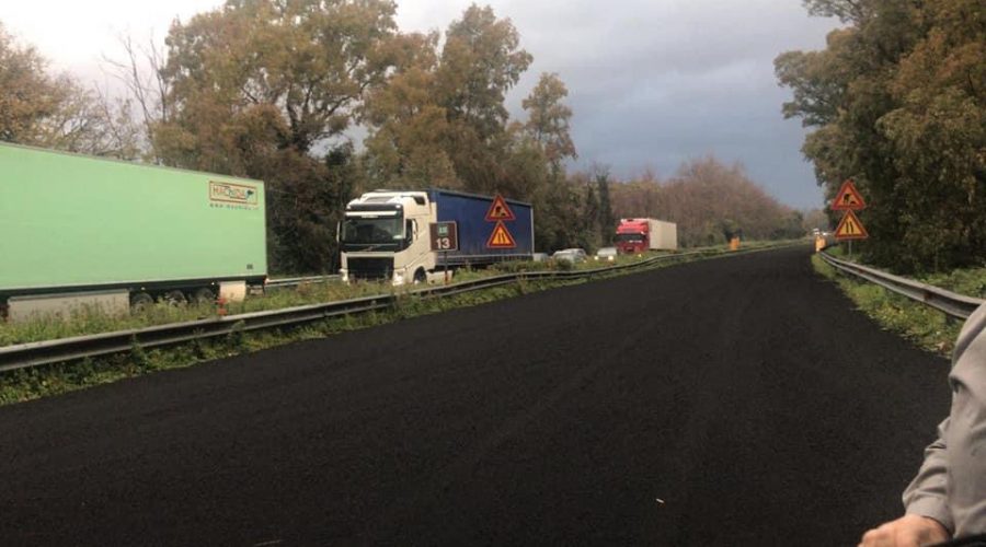 A18: cenere lavica tra Giarre e Fiumefreddo, riaperte due corsie e ancora sospeso il pedaggio