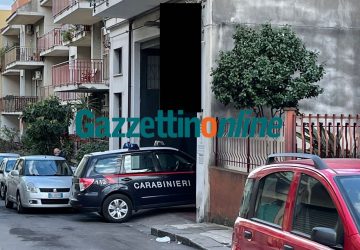 Riposto, incidente sul lavoro in officina: operaio travolto da furgone