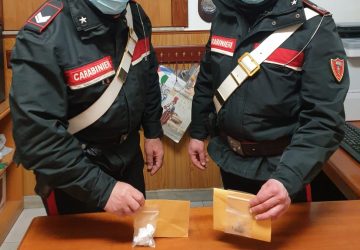 Cocaina in auto: un arresto e due denunce a Furci Siculo
