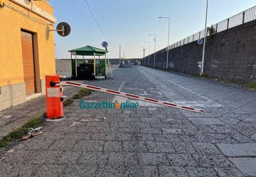 Riposto, danneggiata la barra di ingresso al porto commerciale