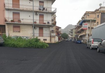 Emergenza cenere a Calatabiano: scuole chiuse e limitazioni alla circolazione