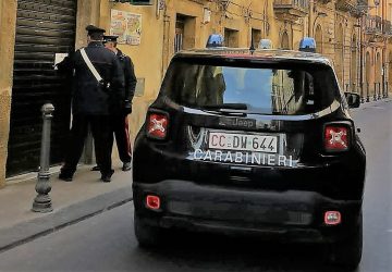 Caltagirone, raffica di sanzioni covid-19: chiuso  temporaneamente anche un bar