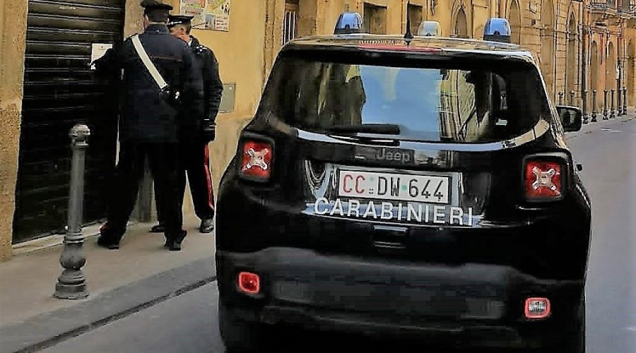 Caltagirone, raffica di sanzioni covid-19: chiuso  temporaneamente anche un bar