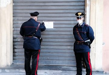 Catania, chiuso un ristorante, denunciate quattro persone