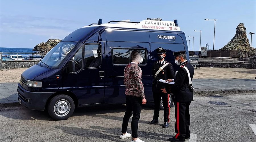 Aci Castello, Controlli nel fine settimana: elevate sanzioni a persone senza mascherina. Chiuso un centro ricreativo