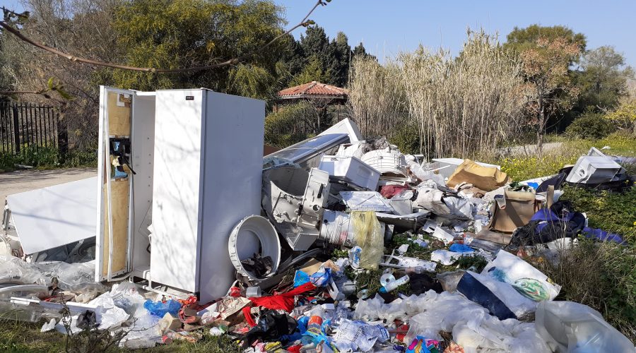 Allarme inquinamento ambientale alla foce dell’Alcantara e nel torrente Macchia. Indagine della Forestale