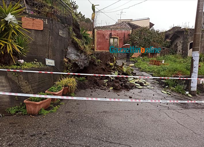 Maltempo, allagamenti e disagi nel Mascalese