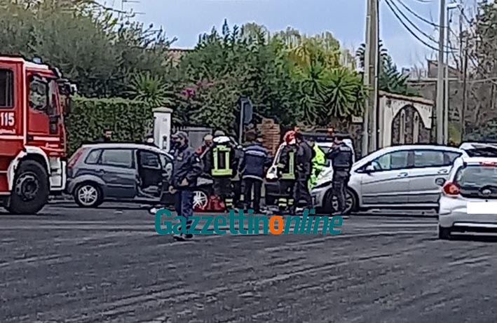 Mascali, grave incidente sul viale Immacolata: due feriti