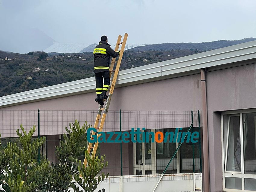 Giarre, affidati i lavori per le manutenzioni nei plessi Cosentino e Manzoni