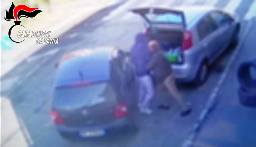 Giarre, rapina a mano armata ai danni di un pensionato: un arresto VIDEO