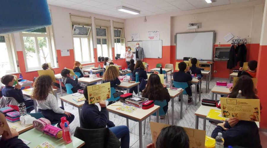 Giarre, le tasse spiegate ai bambini