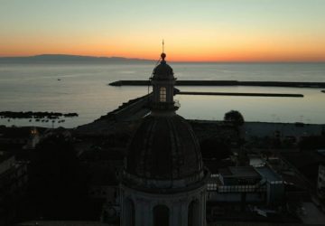 Riposto, presentazione in municipio di video che esalta la citt&agrave; marinara