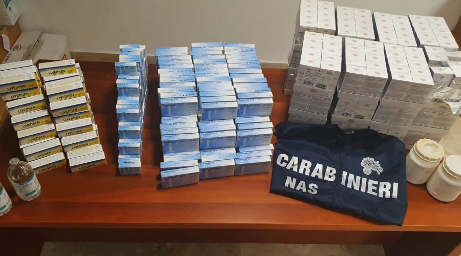 Aveva diverse decine di confezioni di “Viagra” nel retro del bar: arrestato il gestore