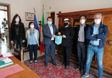 Santa Venerina, nuovo comandante dei vigili urbani: &egrave; la giarrese Rosalba Maria Patan&egrave;