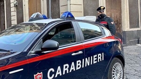 Piazzava “erba” ai giovani a San Berillo: arrestato dai Cc