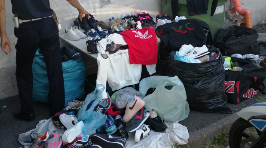 Catania, controlli commerciali della Polizia Municipale: chiuse 6 attività