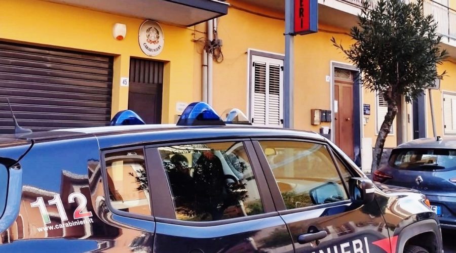 Pedara, aveva intenzione di incendiare l’auto della ex: arrestato